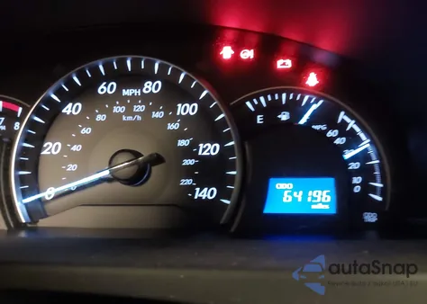 2013 Toyota Camry Le z USA, uszkodzony, nr VIN 4T4BF1FK3DR280292